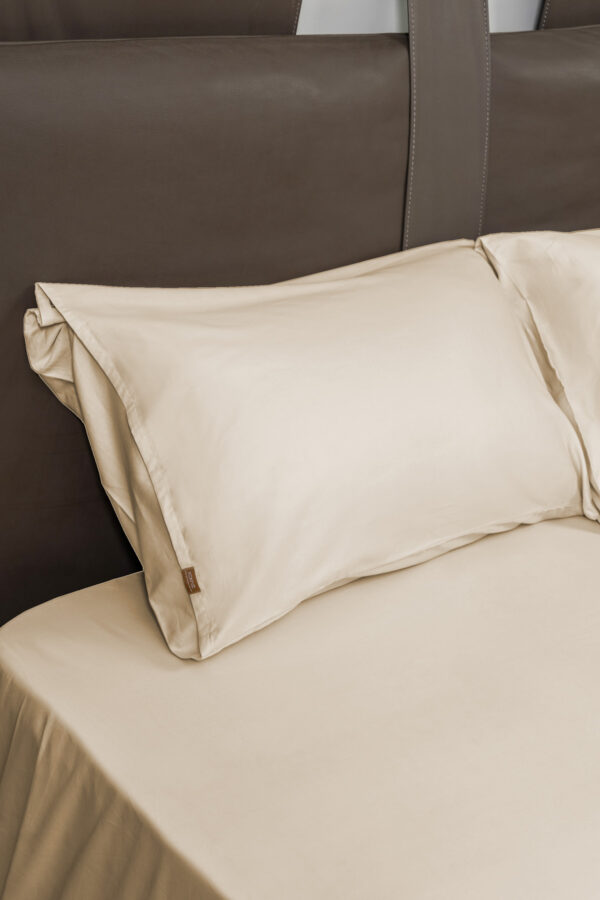 EveryDay Solid Flat Sheet Set - Image 3